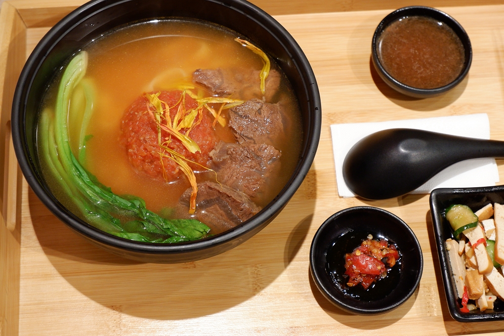 【台北 台北車站】初面 台北車站 牛肉麵 @貝大小姐的多元心宇宙