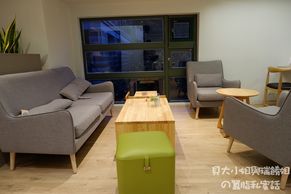 【台北 石牌咖啡廳】At EASE CAFE 天母咖啡廳 @貝大小姐的多元心宇宙