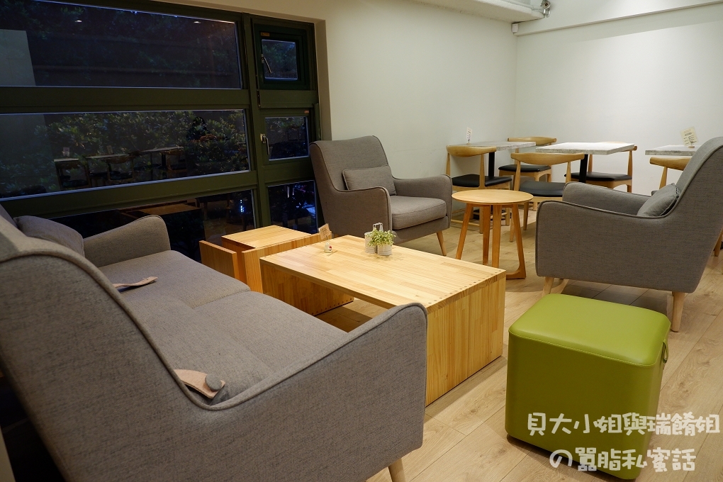 【台北 石牌咖啡廳】At EASE CAFE 天母咖啡廳 @貝大小姐的多元心宇宙