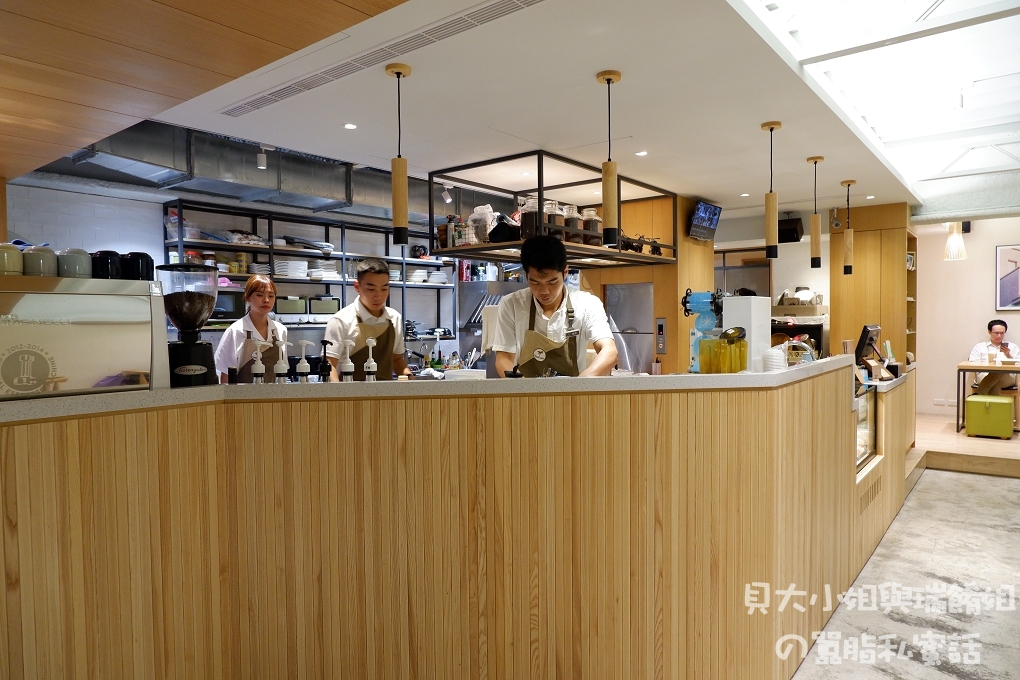 【台北 石牌咖啡廳】At EASE CAFE 天母咖啡廳 @貝大小姐的多元心宇宙