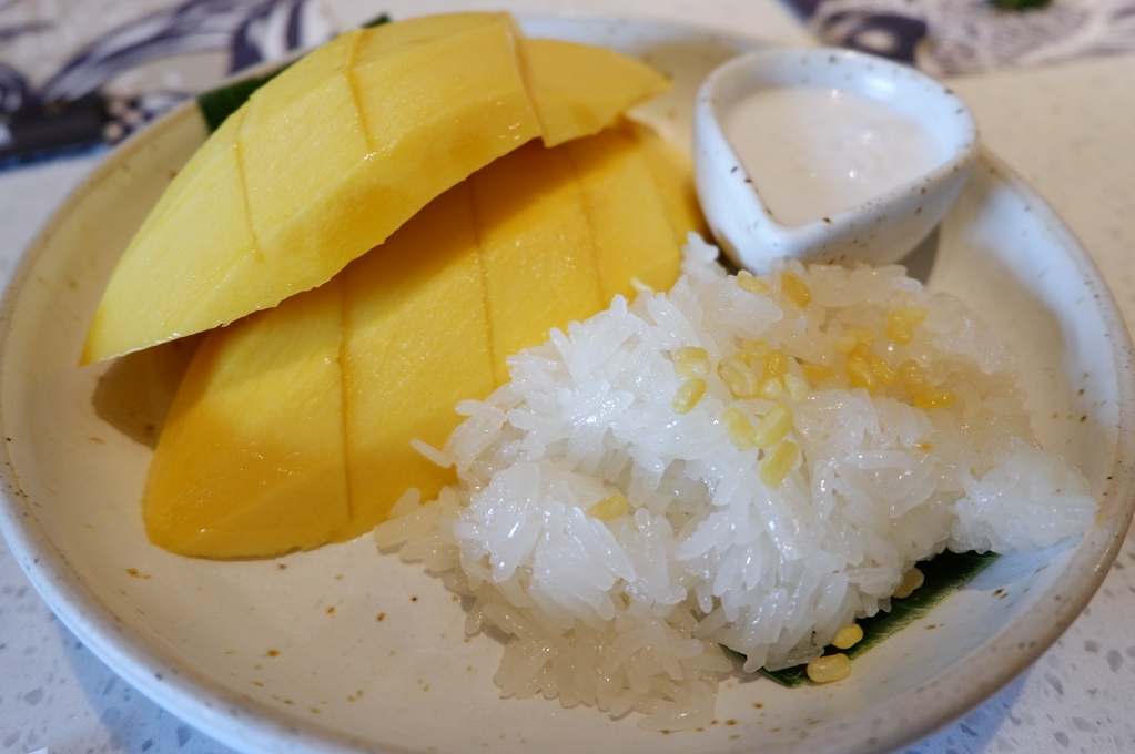 【泰國 曼谷美食】Kub Kao’ Kub Pla 吃飯吃魚ICONSIAM @貝大小姐的多元心宇宙