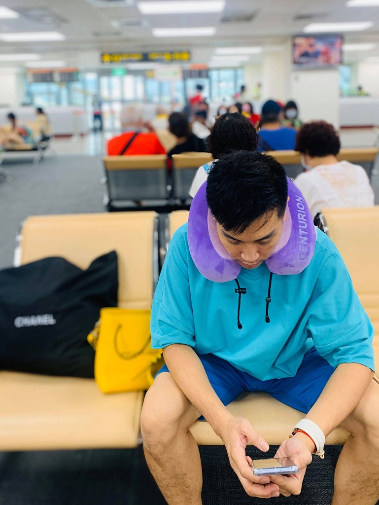 【旅行用品推薦】CENTURION百夫長捲捲記憶棉旅行枕 可拆洗可調式防滑繩 @貝大小姐的多元心宇宙