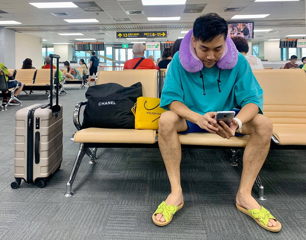 【旅行用品推薦】CENTURION百夫長捲捲記憶棉旅行枕 可拆洗可調式防滑繩 @貝大小姐的多元心宇宙