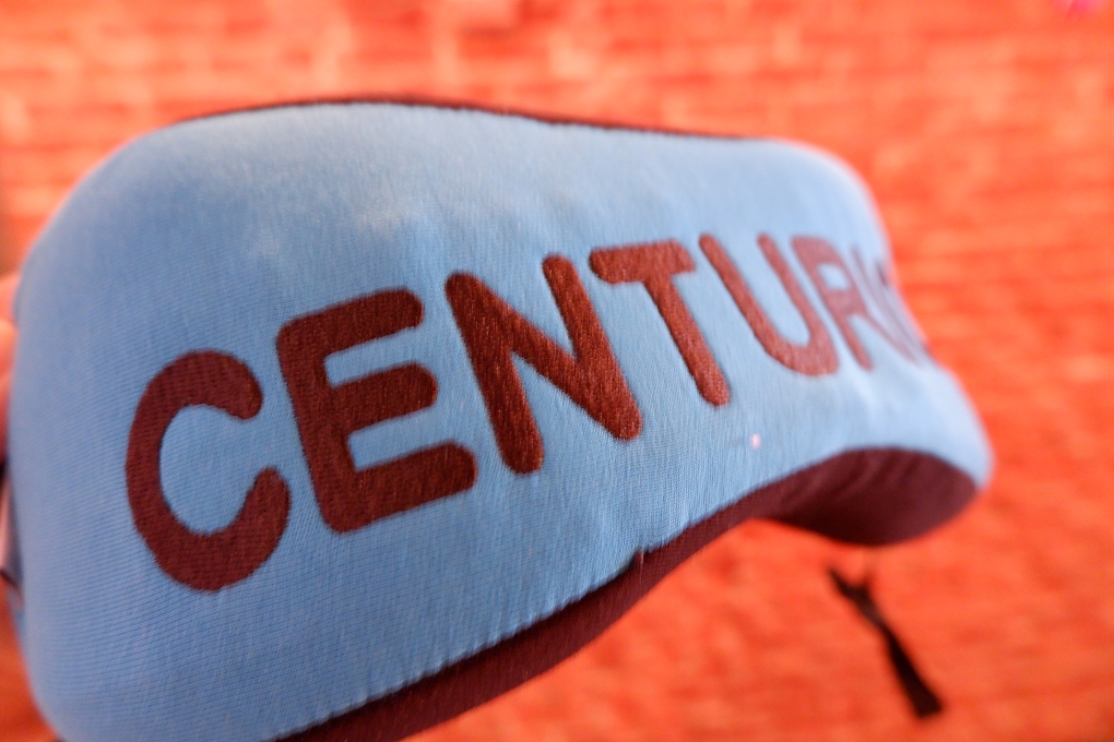 【旅行用品推薦】CENTURION百夫長捲捲記憶棉旅行枕 可拆洗可調式防滑繩 @貝大小姐的多元心宇宙