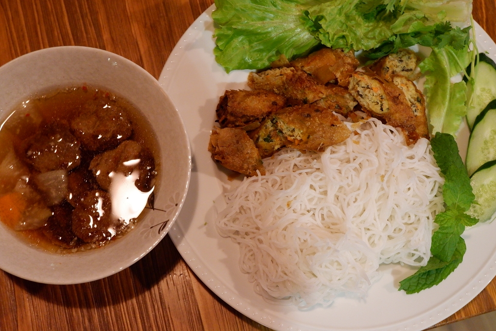 【桃園 中壢車站美食】1981 Cafe越南美食河內風味 @貝大小姐的多元心宇宙