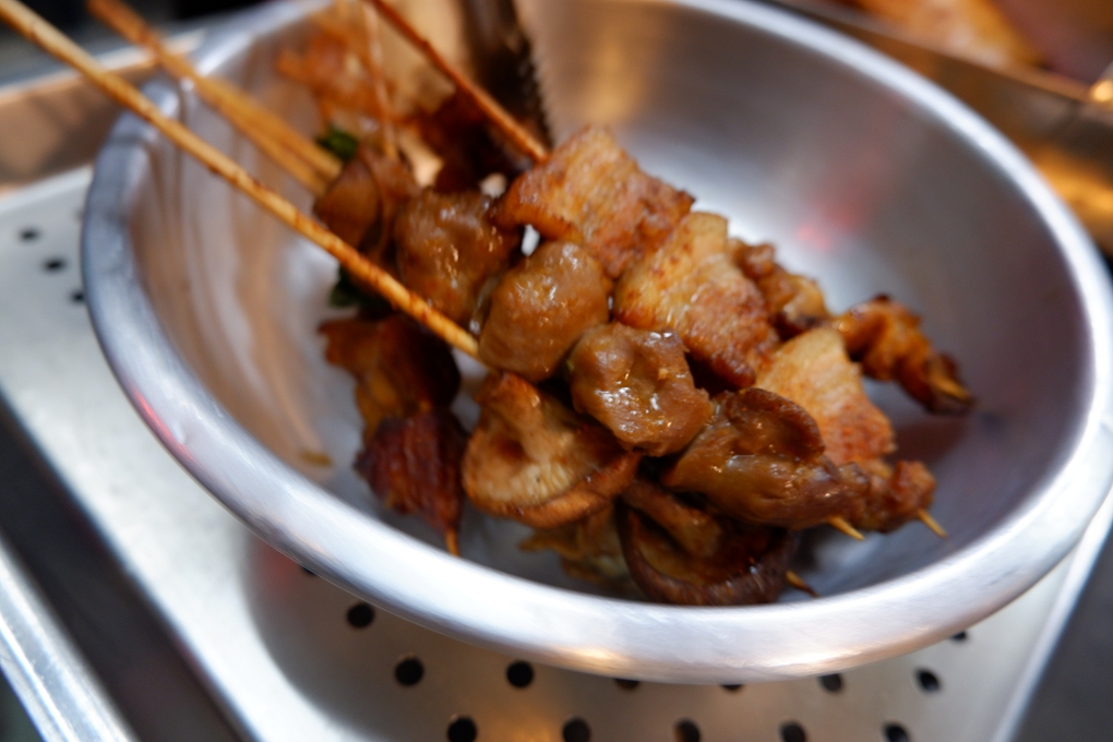 【新北 三和國中站美食】烤10串串烤 三重平價串燒、三重銅板美食 @貝大小姐的多元心宇宙