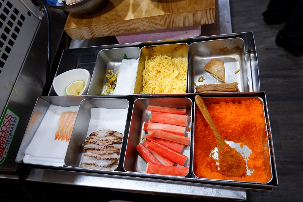 【新北 板橋區海鮮丼飯】丼畫家 日本料理 @貝大小姐的多元心宇宙