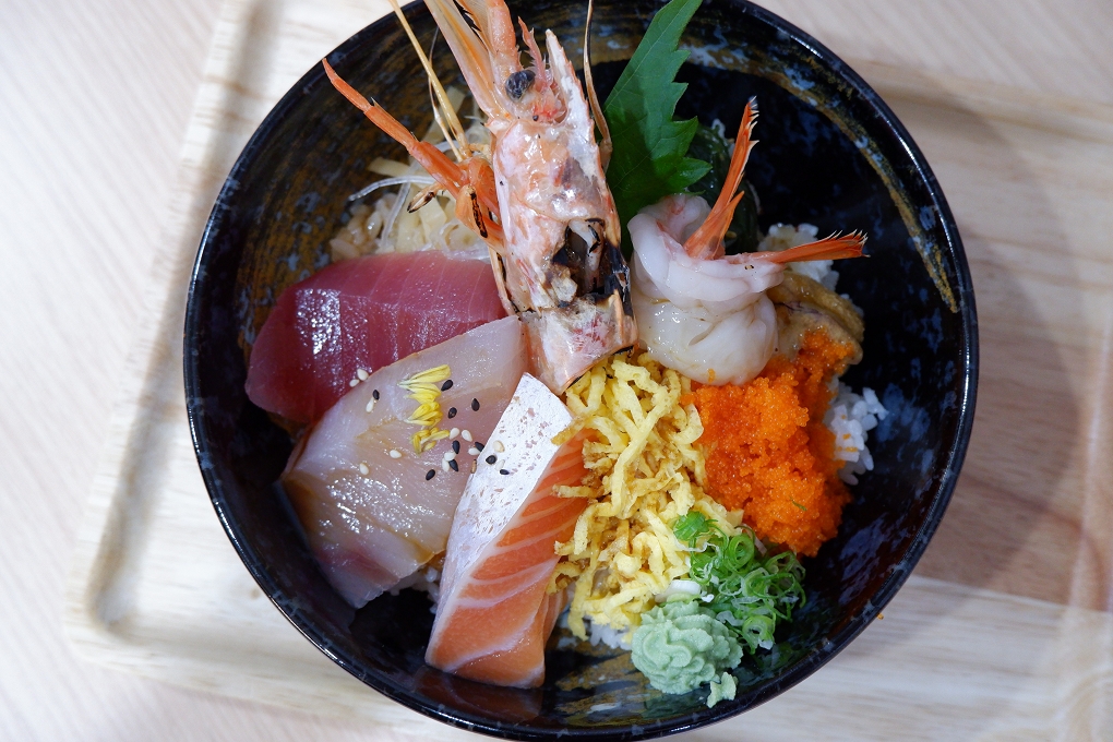 【新北 板橋區海鮮丼飯】丼畫家 日本料理 @貝大小姐的多元心宇宙