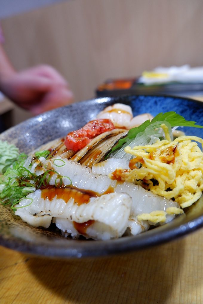 【新北 板橋區海鮮丼飯】丼畫家 日本料理 @貝大小姐的多元心宇宙