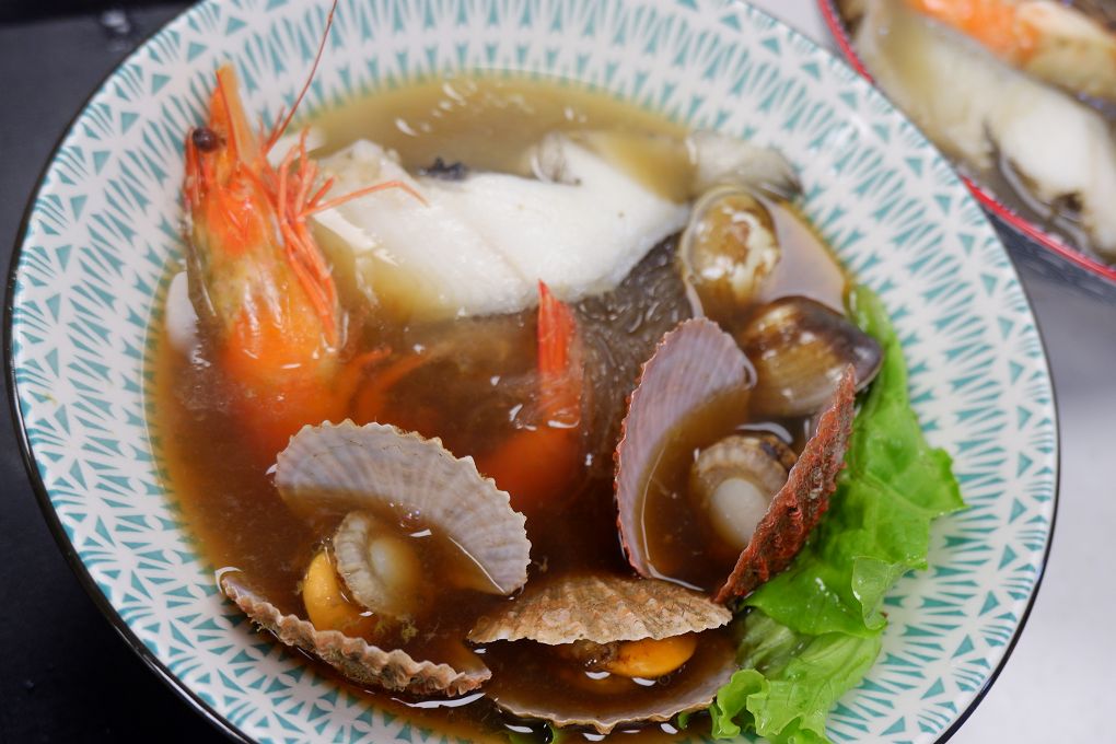 【桃園 中壢大同商圈】蒸愛炊中壢店 機捷A22站美食 @貝大小姐的多元心宇宙