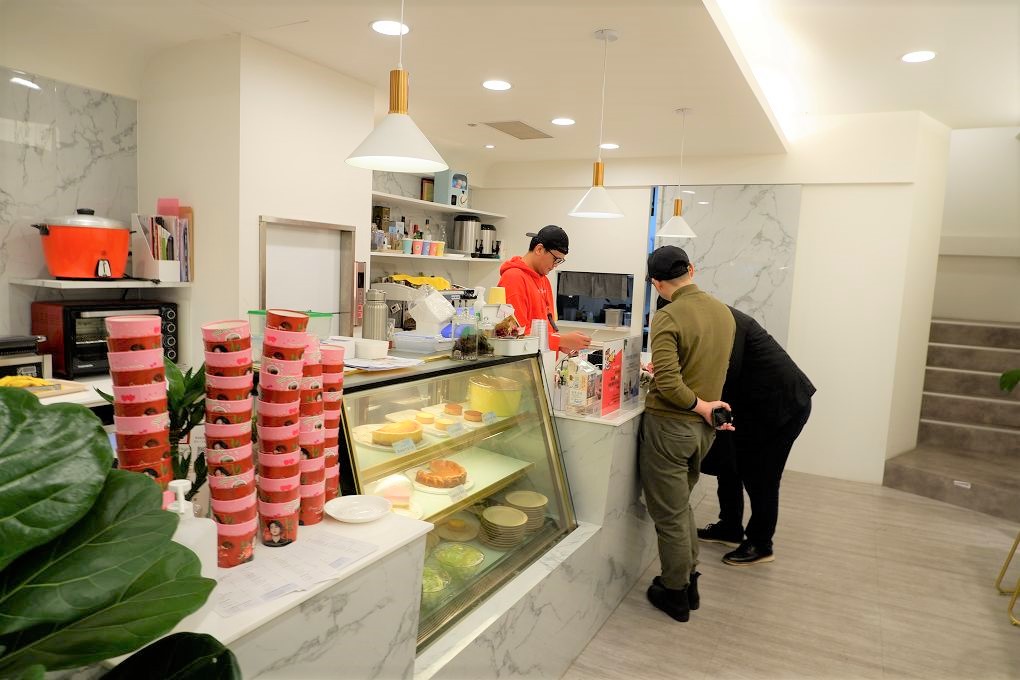 【台北 雙連站】Laymoon Café 捷運雙連站咖啡店推薦、捷運民權西路站咖啡店推薦 @貝大小姐的多元心宇宙