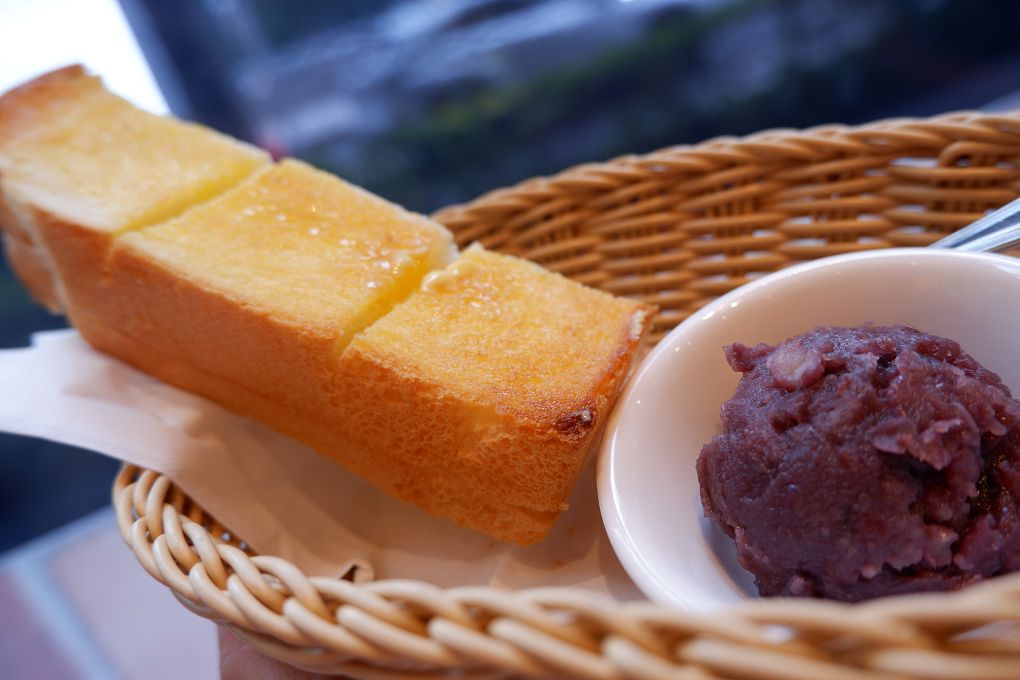 【台北 西湖站】客美多咖啡 Komeda‘s Coffee &#8211; 西湖店 @貝大小姐的多元心宇宙