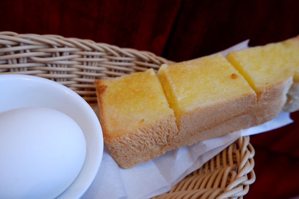 【台北 西湖站】客美多咖啡 Komeda‘s Coffee &#8211; 西湖店 @貝大小姐的多元心宇宙