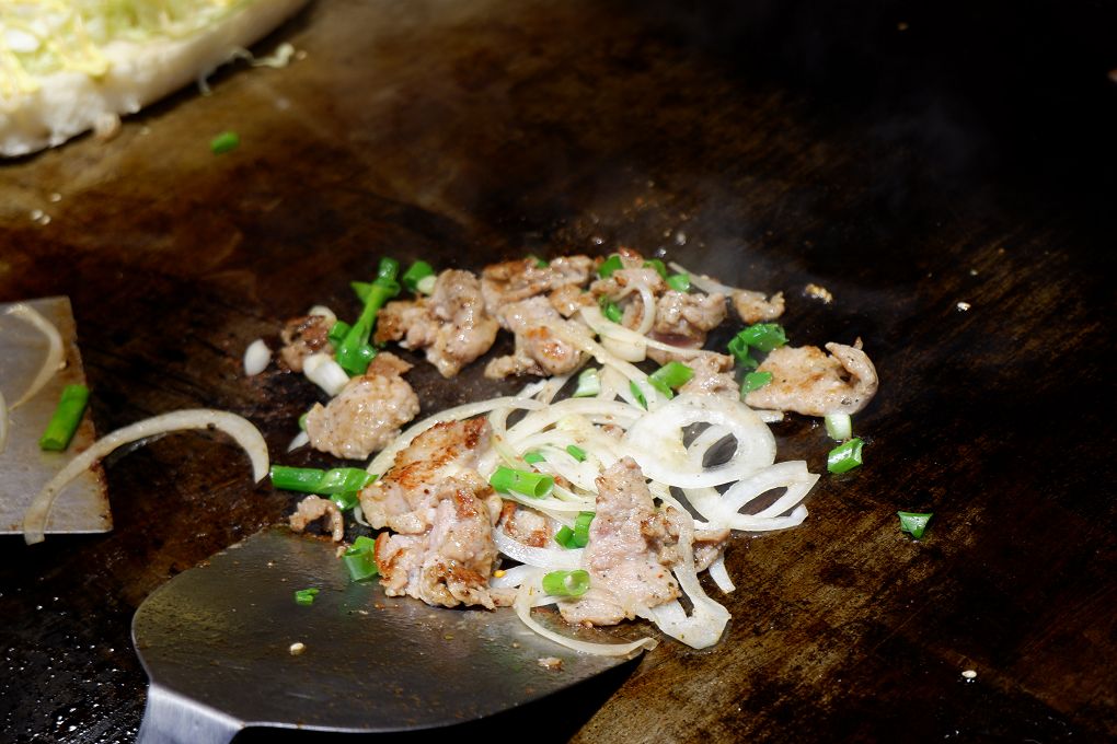 【中壢火車站美食】彭阿星鐵板沙威瑪 中平商圈美食 @貝大小姐的多元心宇宙