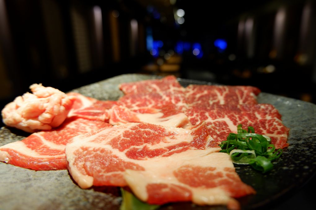 【板橋燒肉】阿彤北和牛海鮮燒肉 板橋江子翠店 @貝大小姐的多元心宇宙
