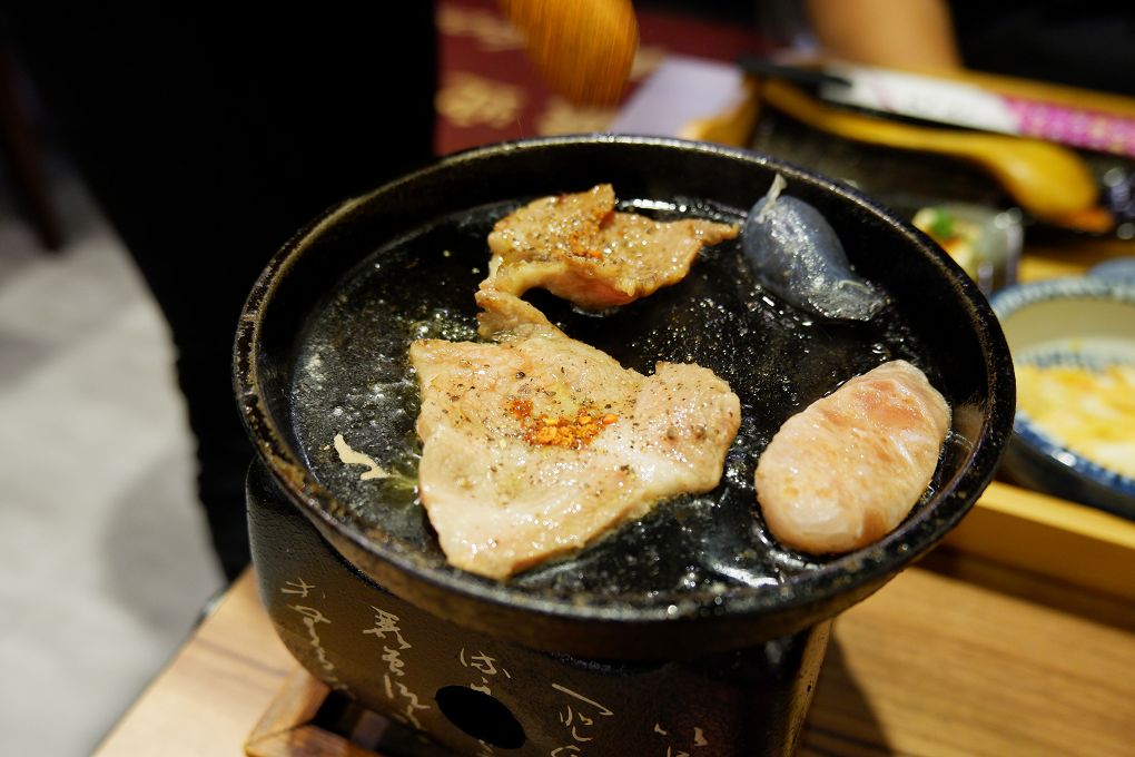 【板橋燒肉】阿彤北和牛海鮮燒肉 板橋江子翠店 @貝大小姐的多元心宇宙