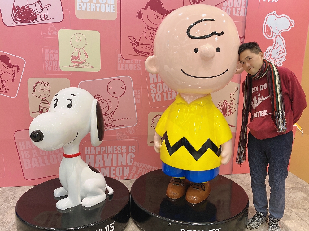 【PEANUTS™花生漫畫-70 週年巡迴展】70 週年展區限定！扭蛋機 X 姓名貼機 X 紀念軍牌機 @貝大小姐的多元心宇宙