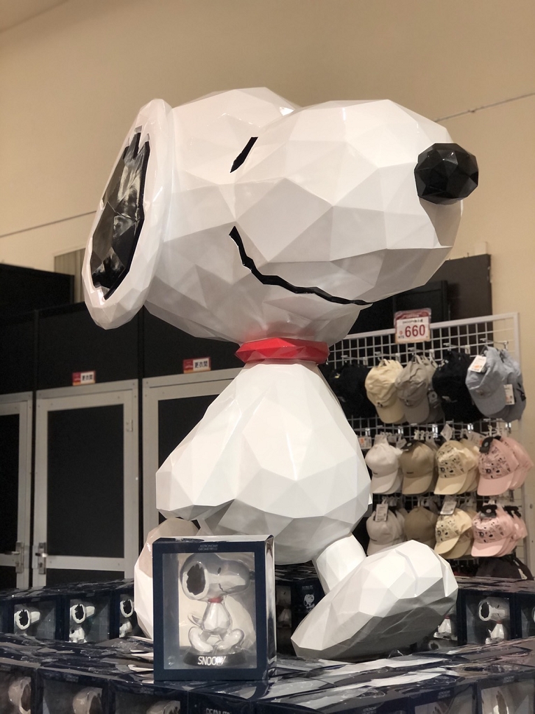 【PEANUTS™花生漫畫-70 週年巡迴展】70 週年展區限定！扭蛋機 X 姓名貼機 X 紀念軍牌機 @貝大小姐的多元心宇宙