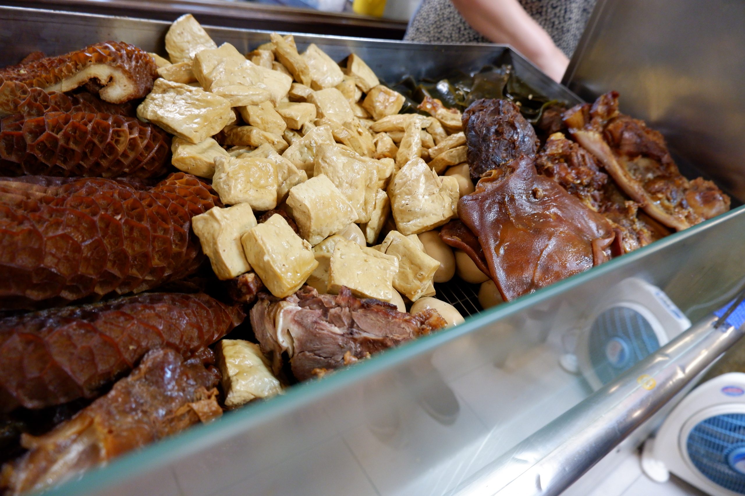 【民生社區美食推薦】川味牛肉麵 水餃 湯餃 @貝大小姐的多元心宇宙