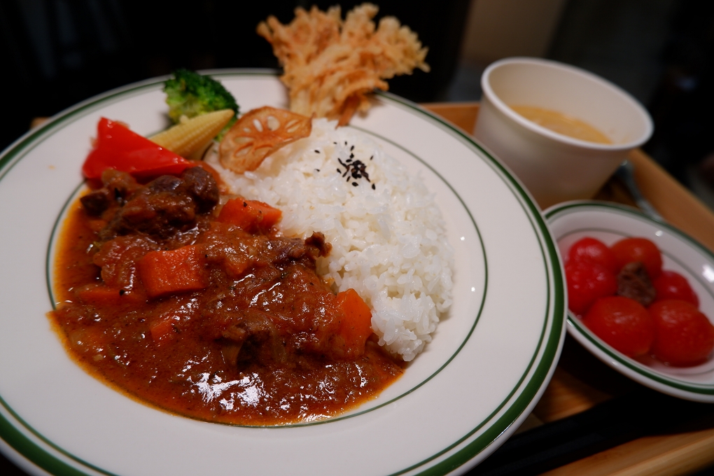 【中和咖哩】咖哩站 永安市場站美食 @貝大小姐的多元心宇宙
