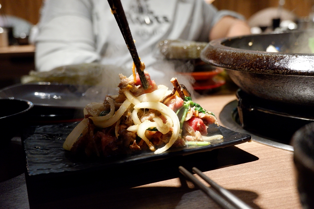 【板橋火鍋推薦】雅香石頭火鍋板橋店 @貝大小姐的多元心宇宙