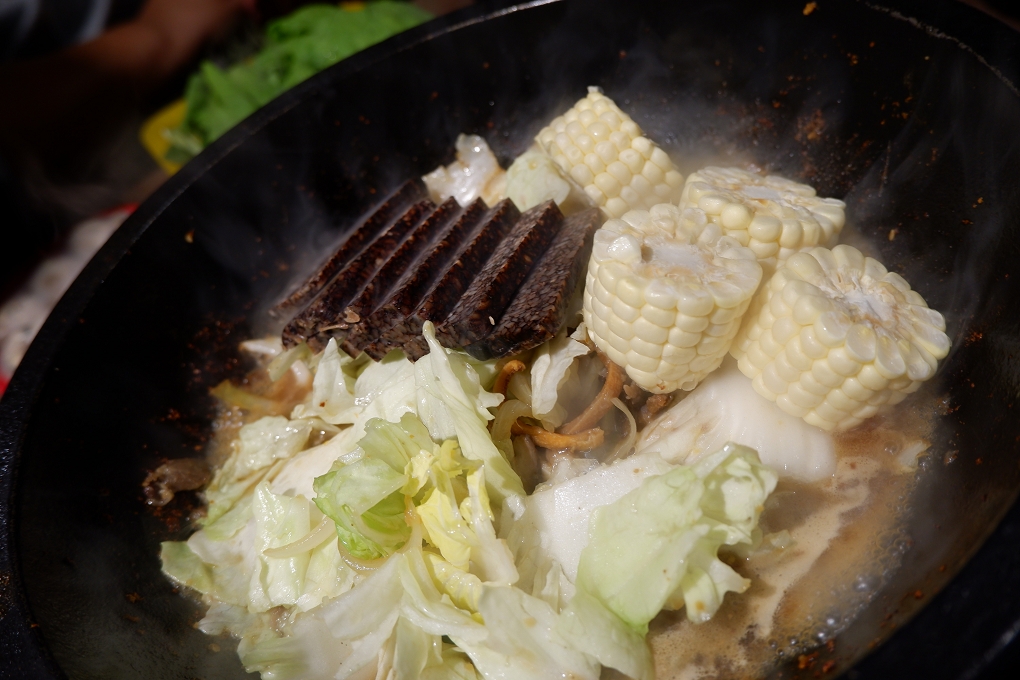 【板橋火鍋推薦】雅香石頭火鍋板橋店 @貝大小姐的多元心宇宙