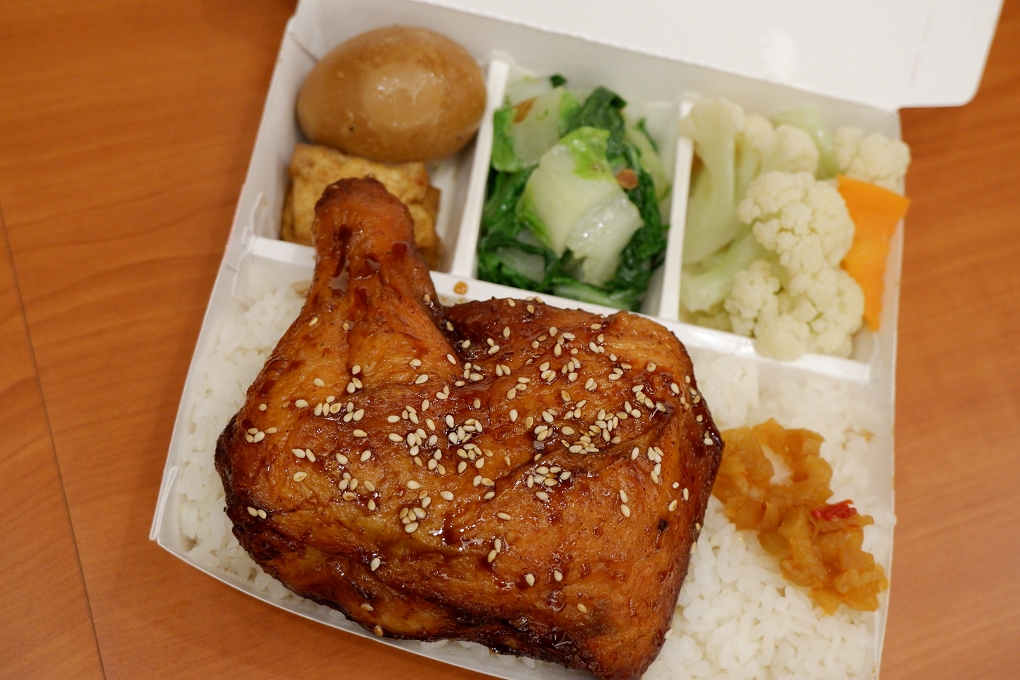 【新北 新莊區便當推薦】正忠排骨飯新莊中華店 新莊區排骨飯推薦 @貝大小姐的多元心宇宙
