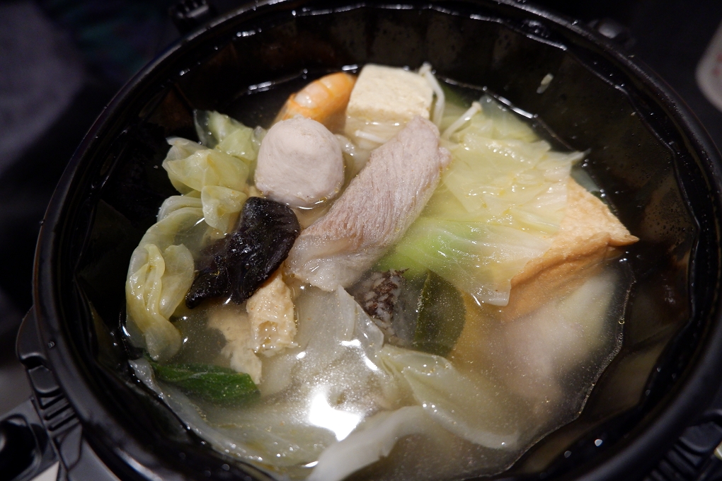 【板橋 江子翠站外帶美食】藍象廷MINI火鍋聚樂部 今天不想煮就要來此聚! @貝大小姐的多元心宇宙