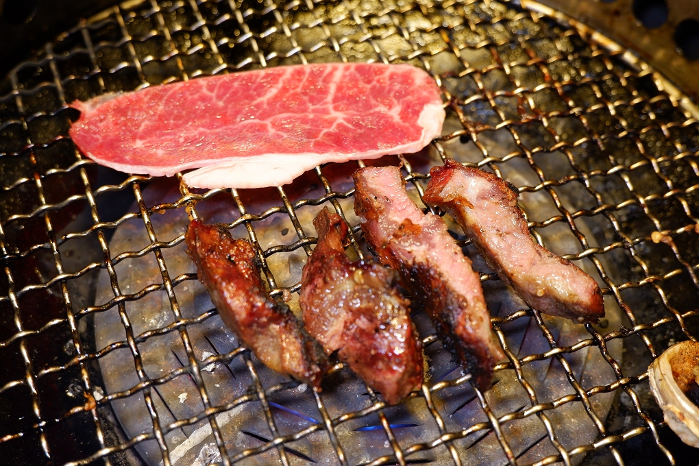 【桃園燒烤火鍋吃到飽餐廳】赤富士日式無煙燒肉鍋物-桃園店 桃園火鍋 @貝大小姐的多元心宇宙