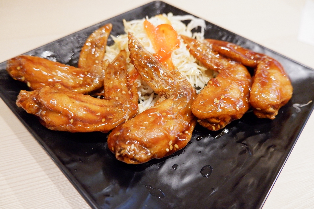 【微風台北車站】雞三和親子丼 來自日本名古屋的排隊名店 @貝大小姐的多元心宇宙