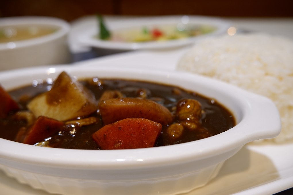【永和咖哩】大咖咖哩 竹林路咖哩 / 永和美食 @貝大小姐的多元心宇宙