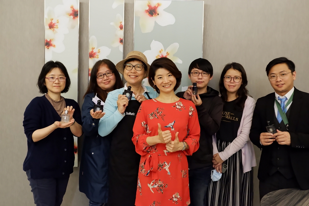 【品味生活】毛毛老師調香工作坊 香氣DIY / 香氣設計師 @貝大小姐的多元心宇宙