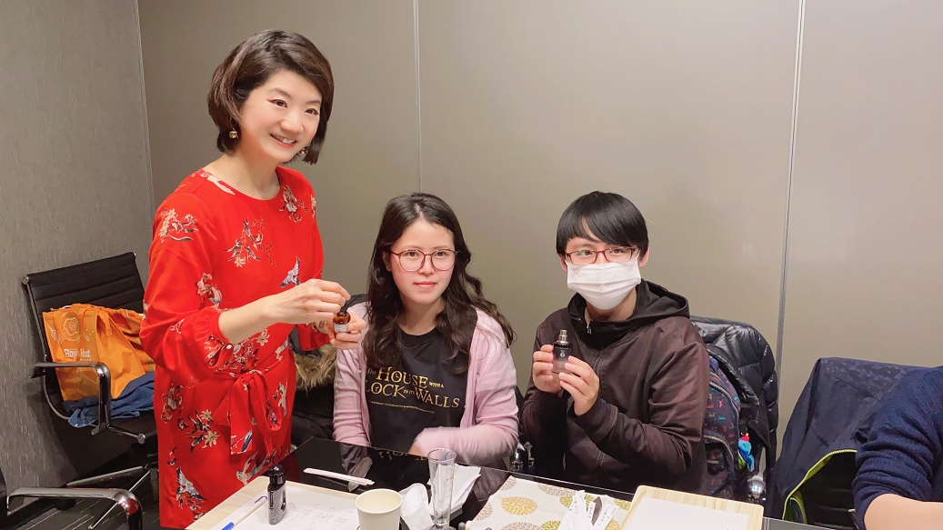 【品味生活】毛毛老師調香工作坊 香氣DIY / 香氣設計師 @貝大小姐的多元心宇宙
