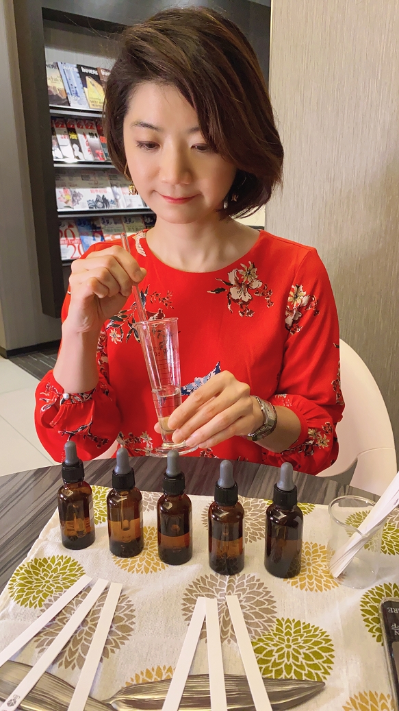 【品味生活】毛毛老師調香工作坊 香氣DIY / 香氣設計師 @貝大小姐的多元心宇宙