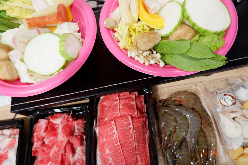 【疫起在家找事做】現煮食火鍋外帶 板橋外帶優惠 雙人海陸套餐CP值 @貝大小姐的多元心宇宙