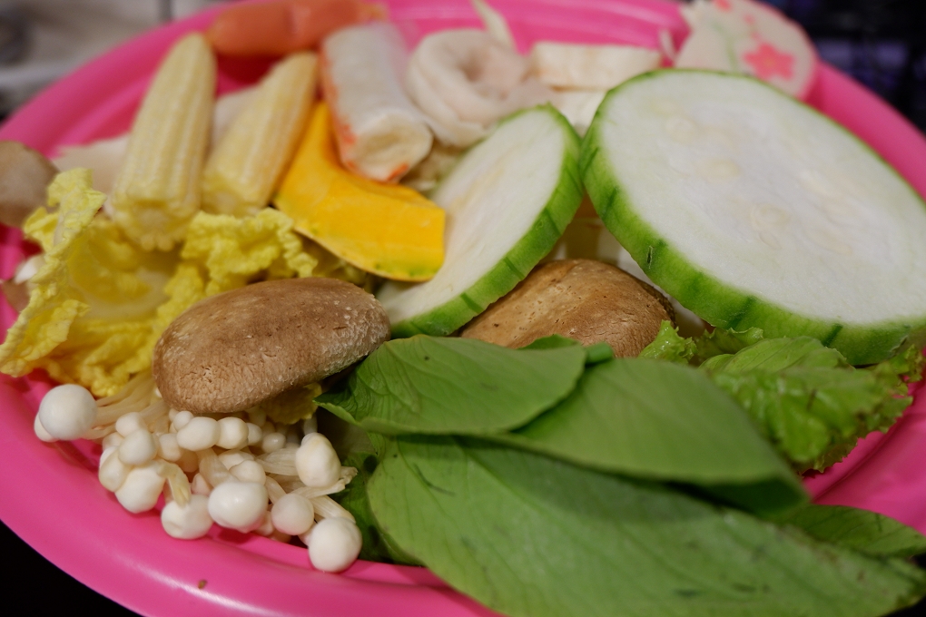 【疫起在家找事做】現煮食火鍋外帶 板橋外帶優惠 雙人海陸套餐CP值 @貝大小姐的多元心宇宙
