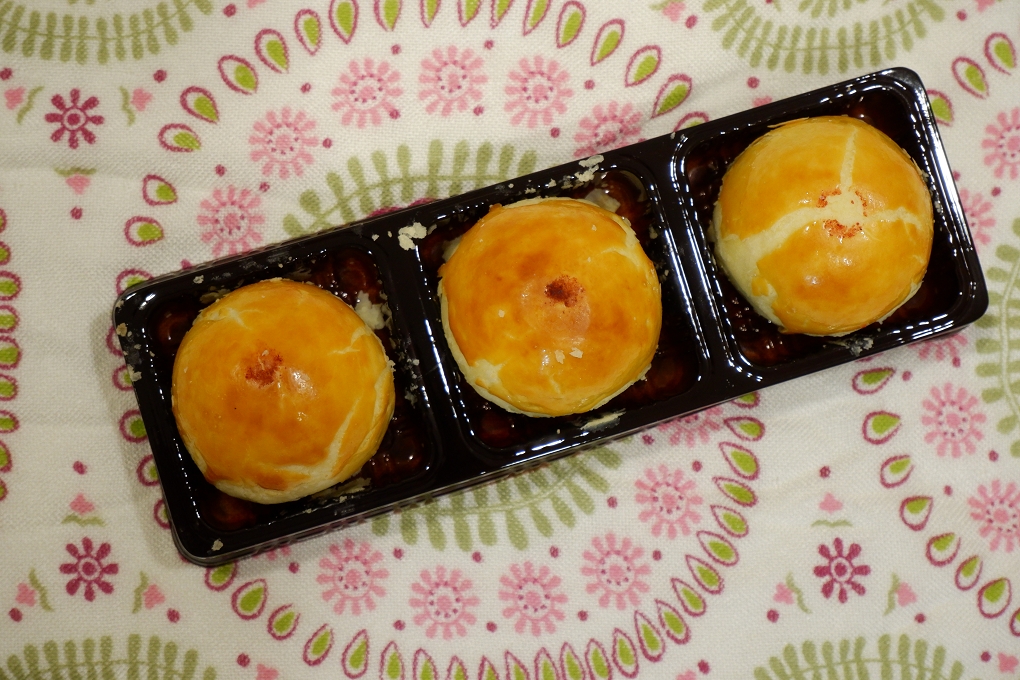 【宅幸福滋味】佳星軒食品-HIRO手作月圓圓中秋禮盒 棗泥蛋黃酥 &#038; 烏豆沙蛋黃酥 @貝大小姐的多元心宇宙