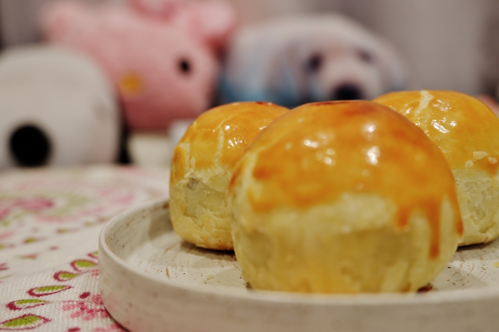 【宅幸福滋味】佳星軒食品-HIRO手作月圓圓中秋禮盒 棗泥蛋黃酥 &#038; 烏豆沙蛋黃酥 @貝大小姐的多元心宇宙