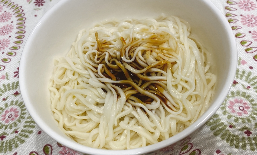 【網購乾拌麵推薦】川巴子乾拌麵 川味辣麵 X 蔥油拌麵 @貝大小姐的多元心宇宙