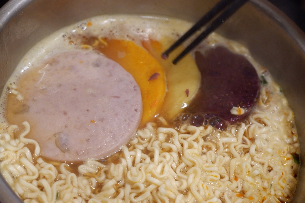 【網購美食】巧速漢堡”巧速餅&#8221;冷凍包 每一口都能吃到實實在在的營養 @貝大小姐的多元心宇宙