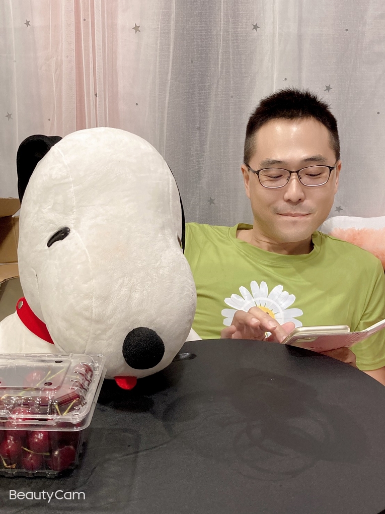 【疫起在家找事做】疫起用手指逛大賣場讓自己輕鬆開心起來吧！#好家在我在家 @貝大小姐的多元心宇宙