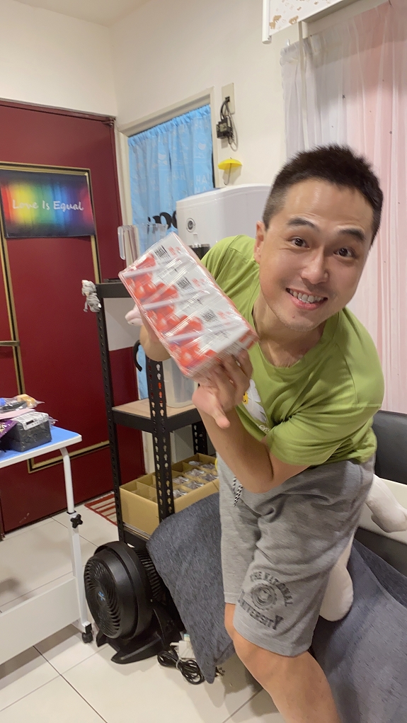 【疫起在家找事做】疫起用手指逛大賣場讓自己輕鬆開心起來吧！#好家在我在家 @貝大小姐的多元心宇宙