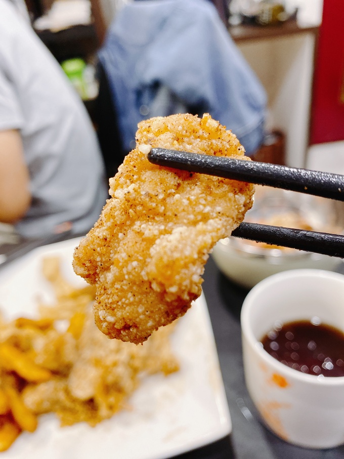 【三重 菜寮站美食】魔王厚切傳統雞排三重菜寮分店  厚切雞排又厚又大超高CP值! @貝大小姐的多元心宇宙