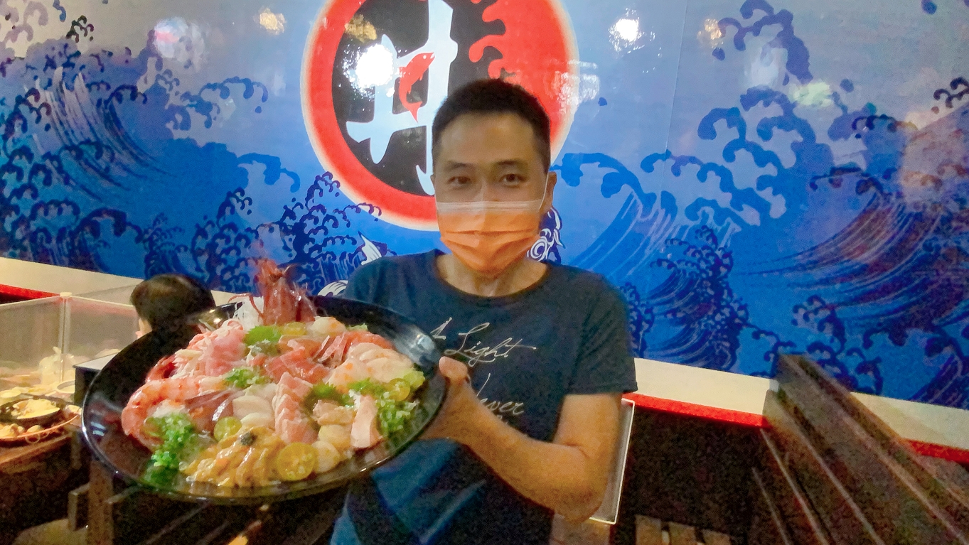 【台北 南京松江丼飯推薦】丼賞和食 台北高CP值刺身丼 比臉大碗的生魚片丼飯 黑鮪魚跟海膽 有外送 @貝大小姐的多元心宇宙