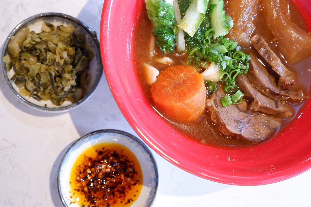 【三重 牛肉麵】二木牛肉麵 自強店 過與不及都不願意妥協的用心 @貝大小姐的多元心宇宙