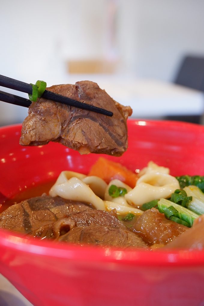 【三重 牛肉麵】二木牛肉麵 自強店 過與不及都不願意妥協的用心 @貝大小姐的多元心宇宙