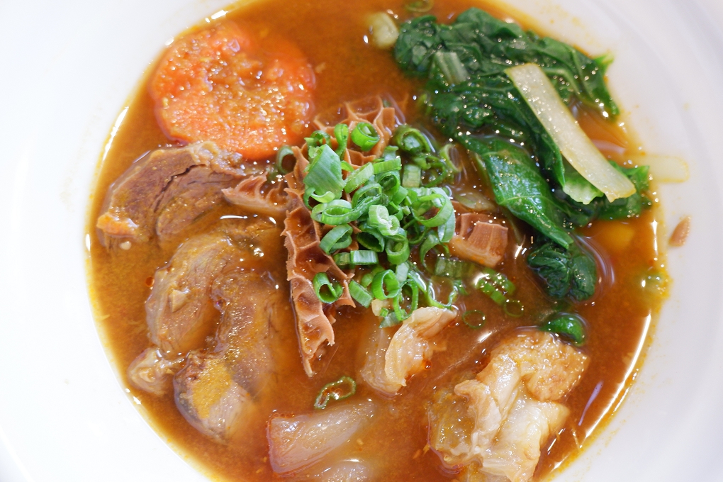 【三重 牛肉麵】二木牛肉麵 自強店 過與不及都不願意妥協的用心 @貝大小姐的多元心宇宙