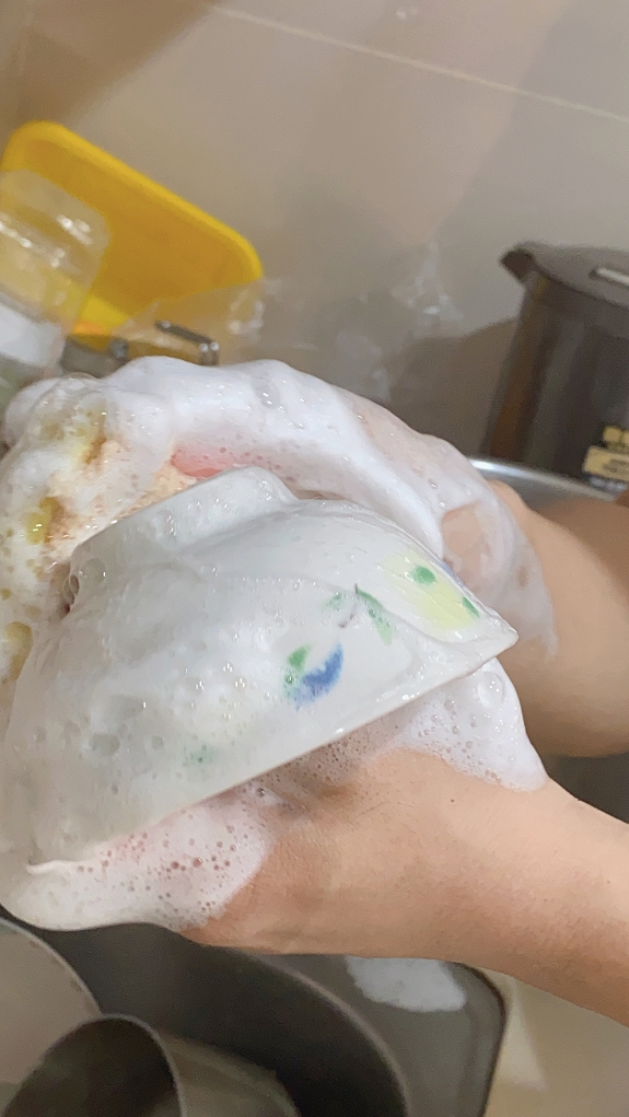 【好物推薦】淨淨食器清潔皂 好沖洗又不傷手的液態泡泡皂！ @貝大小姐的多元心宇宙