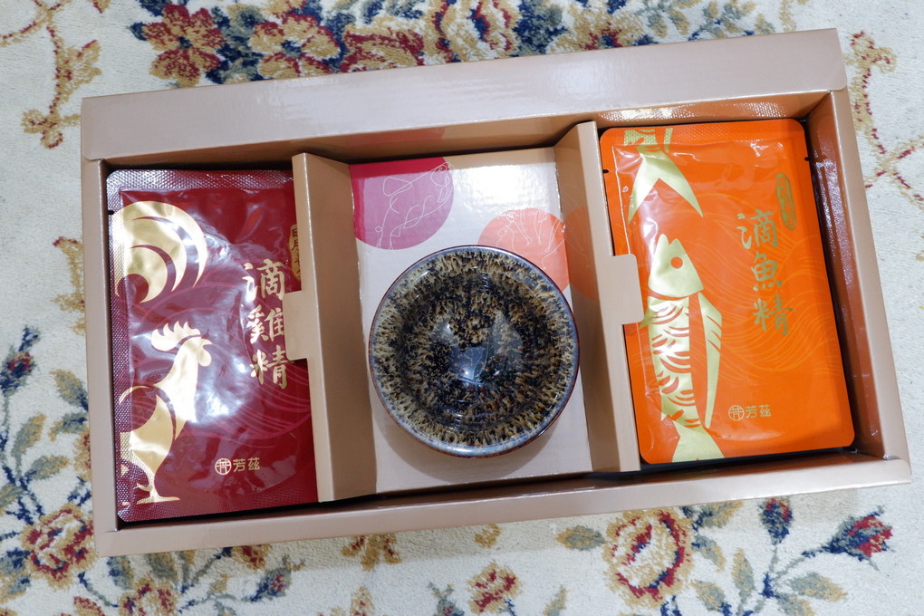 【春節禮盒推薦】芳茲生技：雞魚饗宴禮盒  滴雞精、滴魚精補充營養蛋白質0負擔 過年送禮推薦，守護全家人健康！ @貝大小姐的多元心宇宙