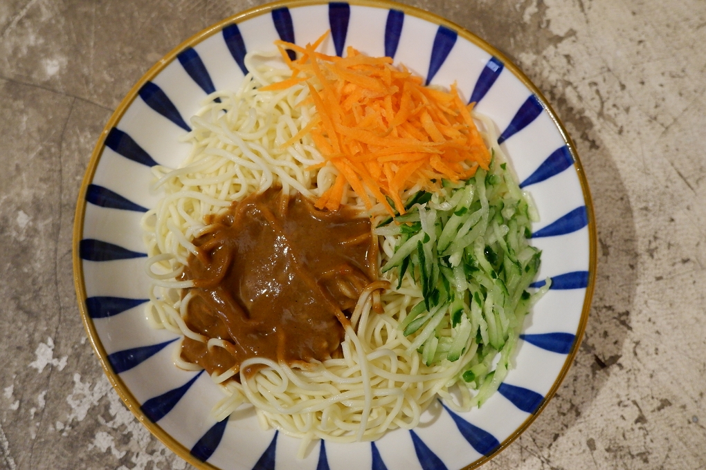 【板橋美食推薦】今日子涼面 美味與人文氣息兼備的獨立小店家 @貝大小姐的多元心宇宙